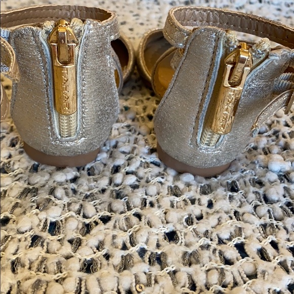 ***SOLD*** Tahari “Maddey” Dress Shoes - Picture 3 of 4